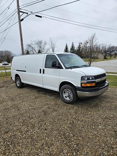 Image of Chevrolet 2500 Express Van Primary image