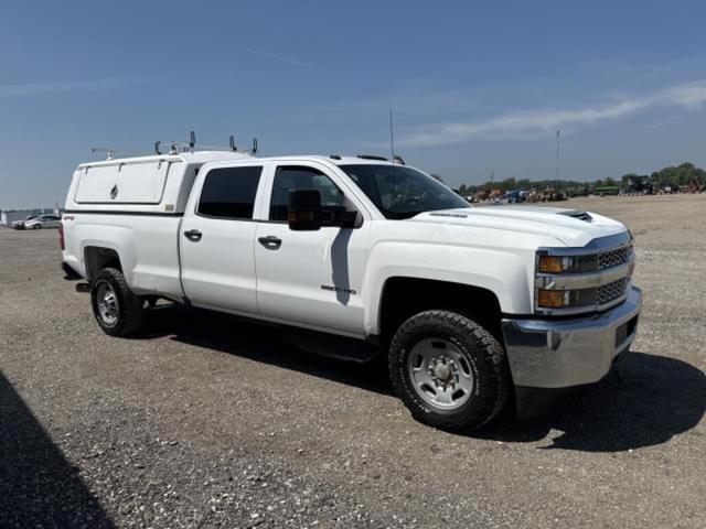 Image of Chevrolet 2500HD equipment image 4