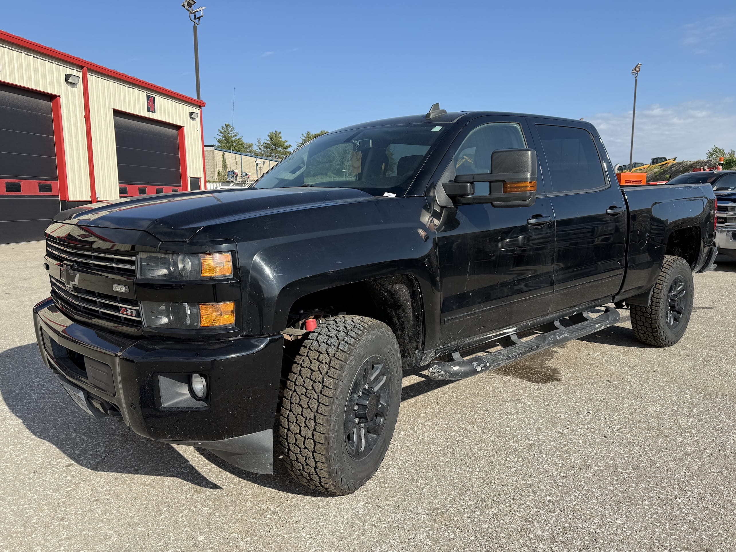 2019 Chevrolet 2500 Equipment Image0