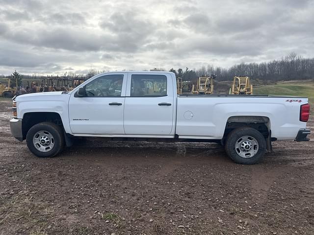 Image of Chevrolet 2500HD equipment image 1