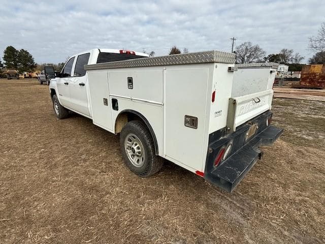 Image of Chevrolet 2500HD equipment image 4