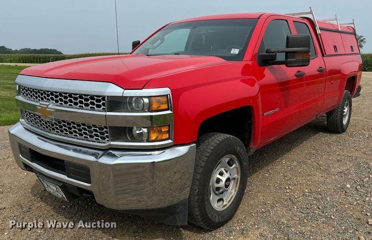 2019 Chevrolet 2500HD Equipment Image0