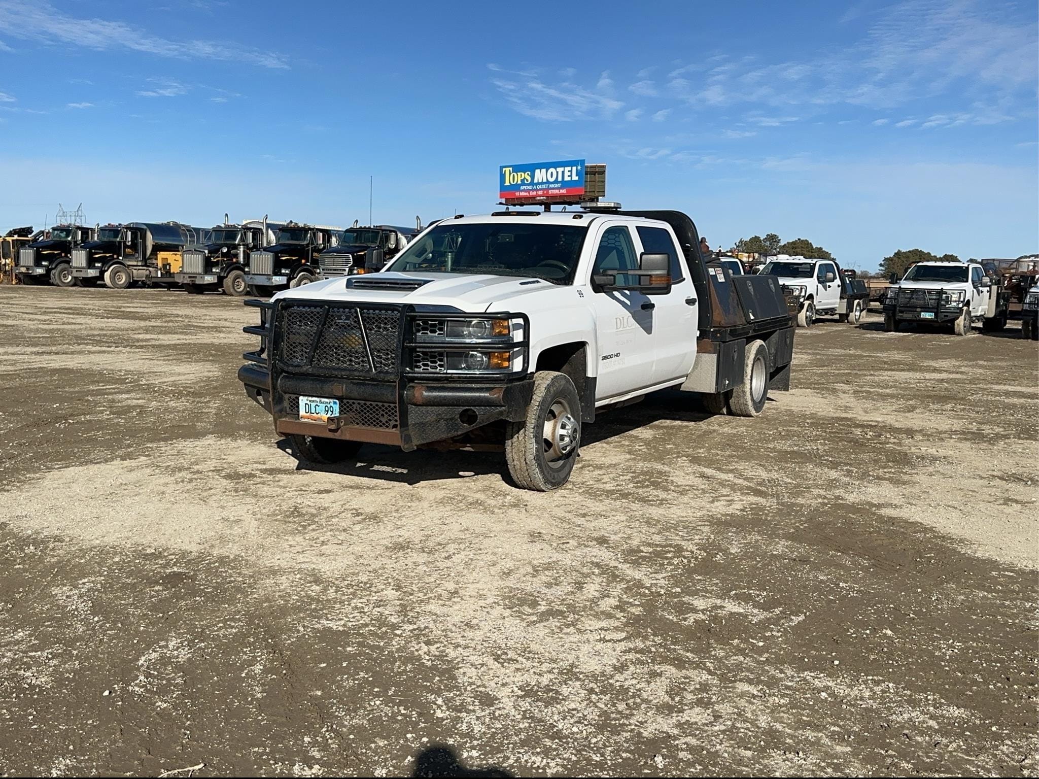 2019 Chevrolet 3500 Equipment Image0