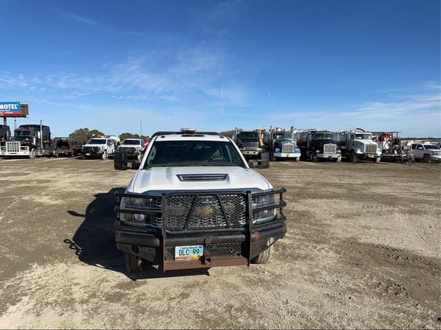 Image of Chevrolet 3500 equipment image 4