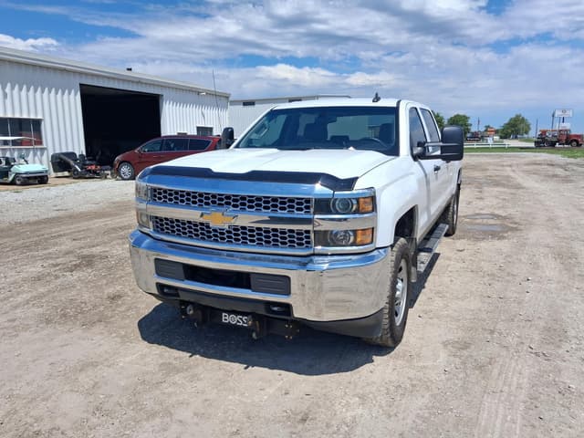 Image of Chevrolet 3500 equipment image 3
