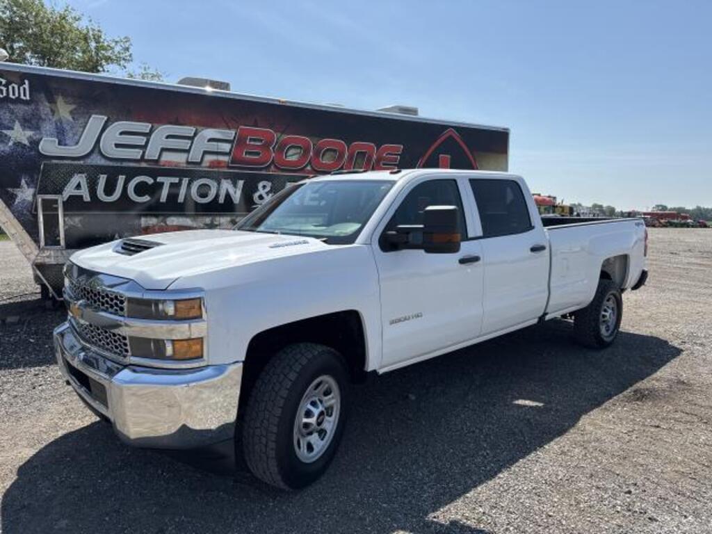 Image of Chevrolet 3500 Primary image