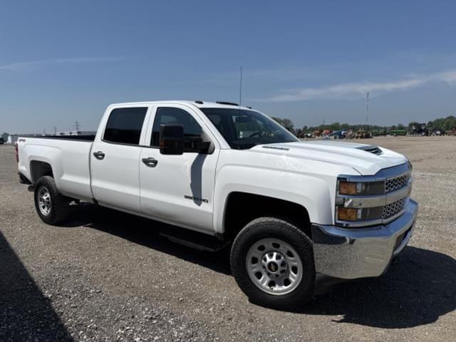 Image of Chevrolet 3500 equipment image 3