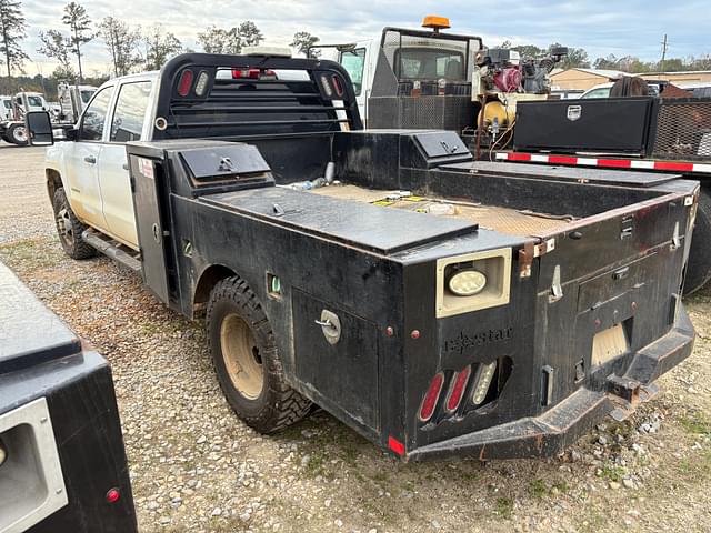 Image of Chevrolet 3500HD equipment image 1