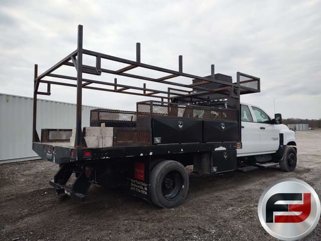 Image of Chevrolet 5500HD equipment image 4