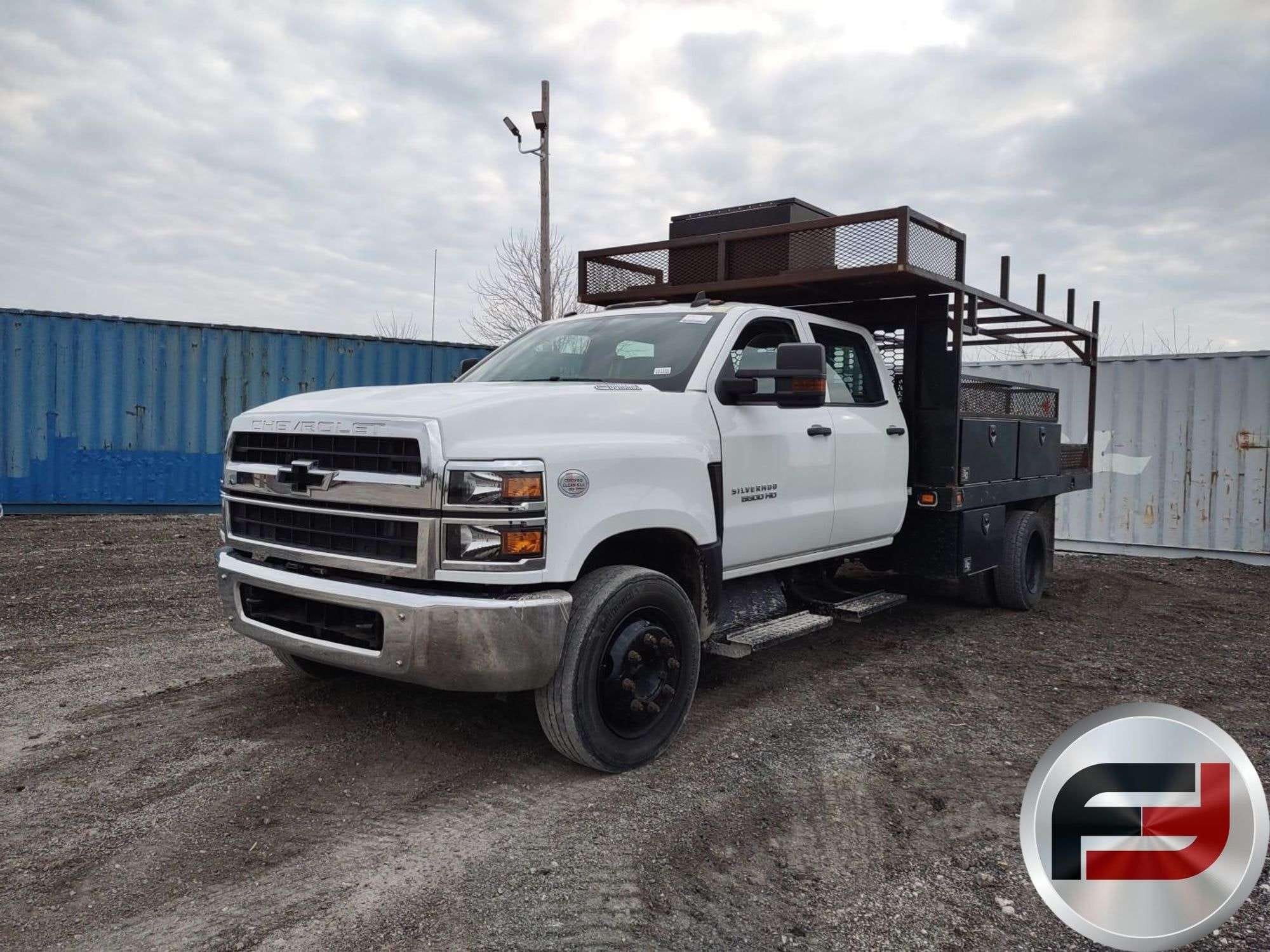2019 Chevrolet 5500HD Equipment Image0