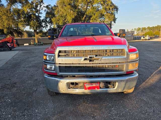 Image of Chevrolet 5500HD equipment image 3