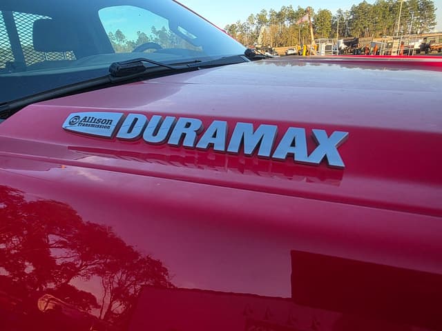 Image of Chevrolet 5500HD equipment image 4