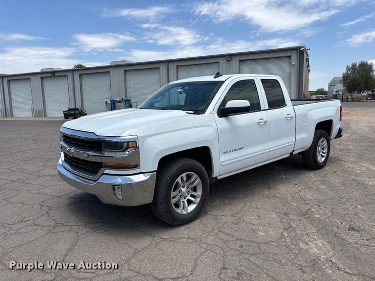 2019 Chevrolet 1500 Equipment Image0