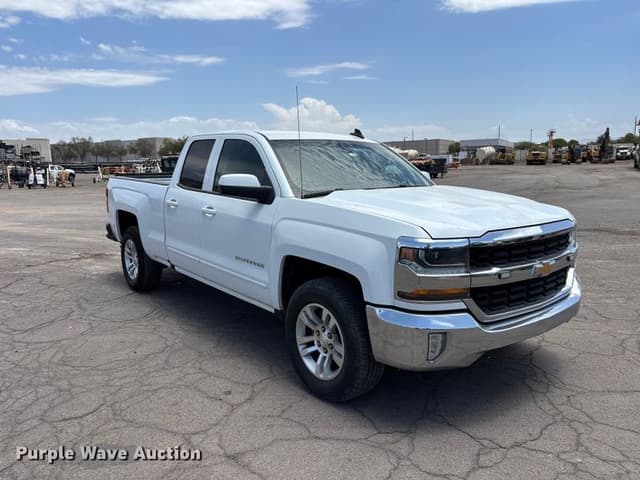 Image of Chevrolet 1500 equipment image 2