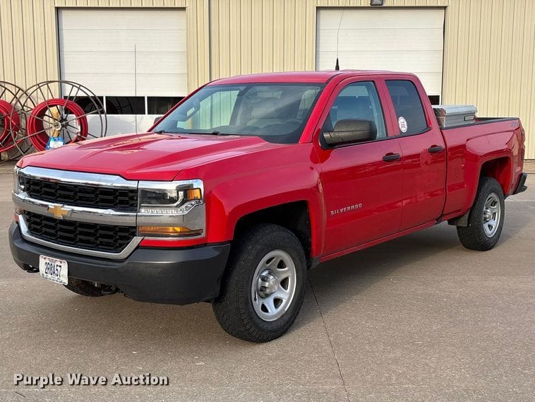 2019 Chevrolet 1500 Equipment Image0