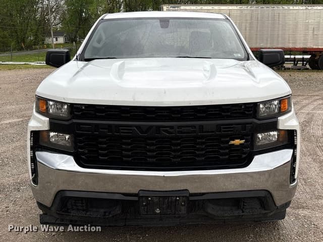 Image of Chevrolet 1500 equipment image 1