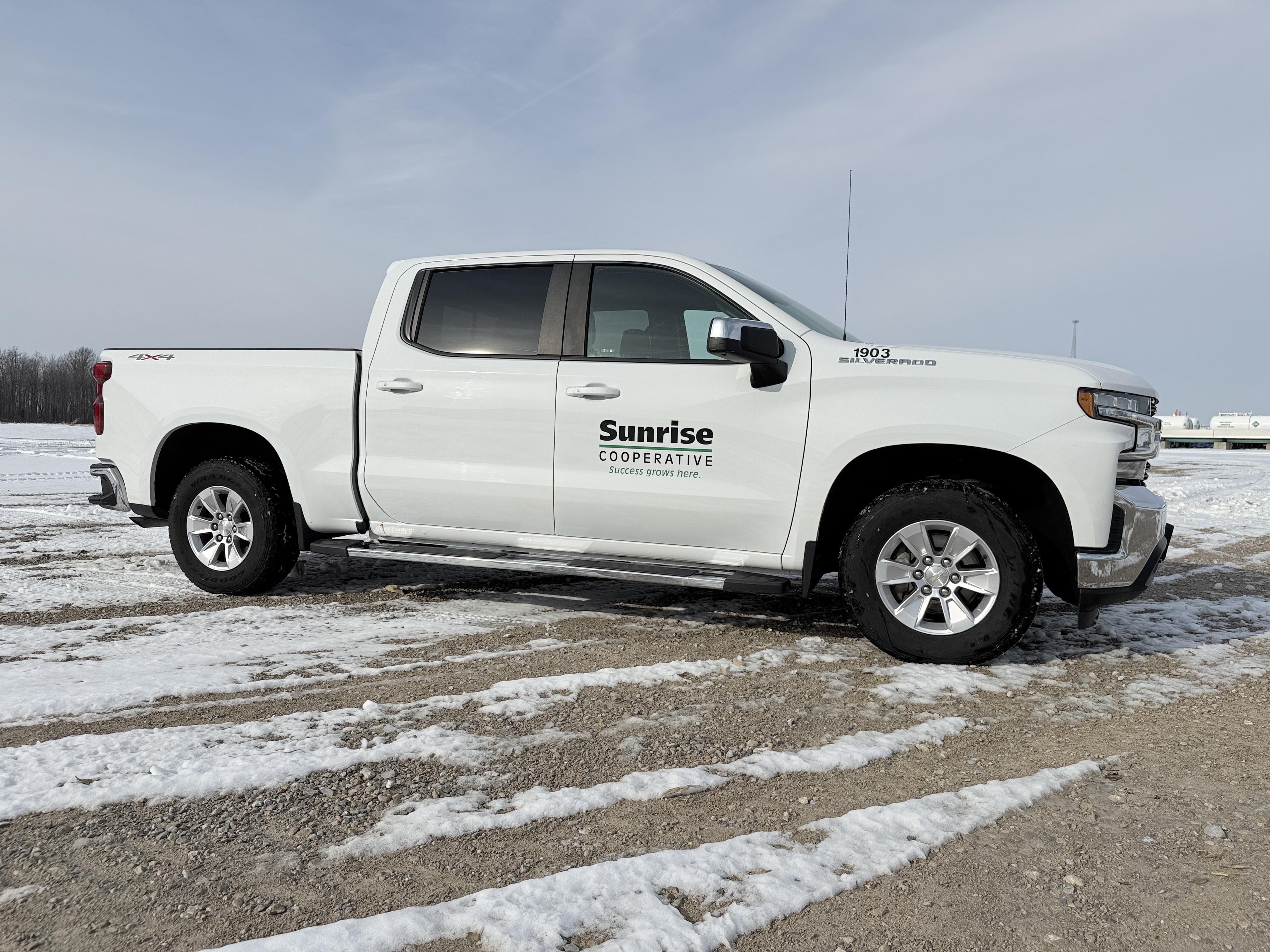 2019 Chevrolet 1500 Equipment Image0