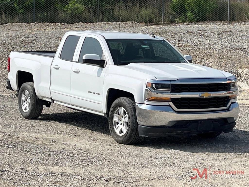 2019 Chevrolet 1500 Equipment Image0