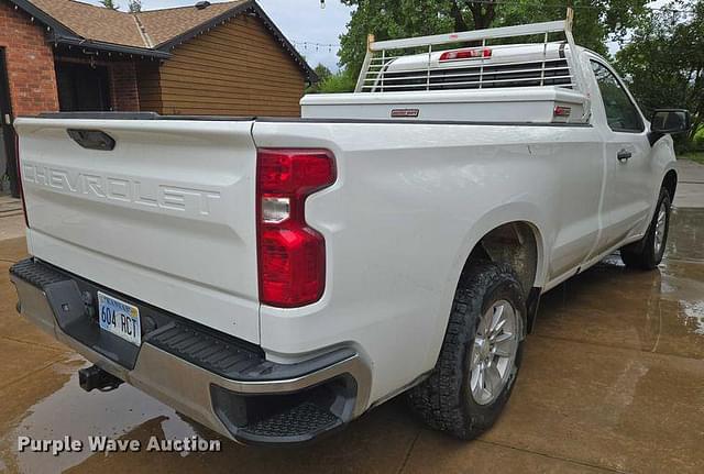 Image of Chevrolet 1500 equipment image 4