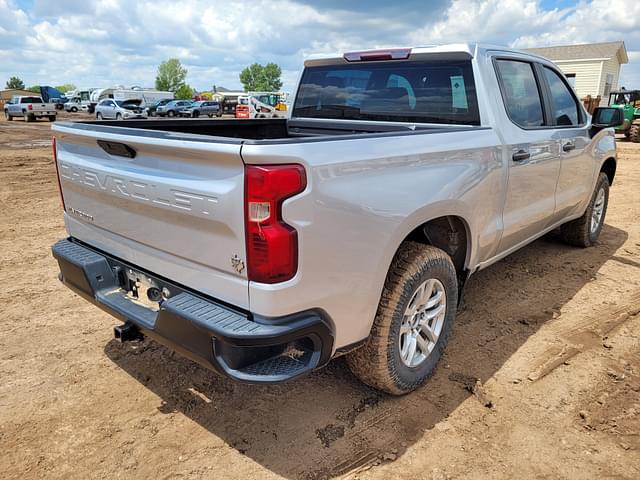 Image of Chevrolet 1500 equipment image 2
