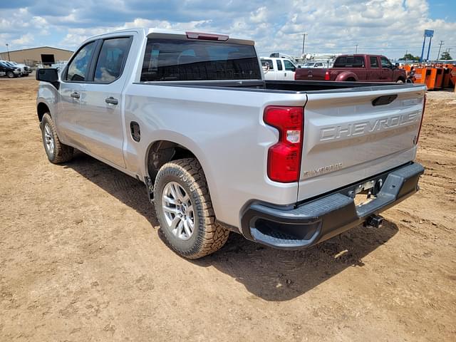 Image of Chevrolet 1500 equipment image 3
