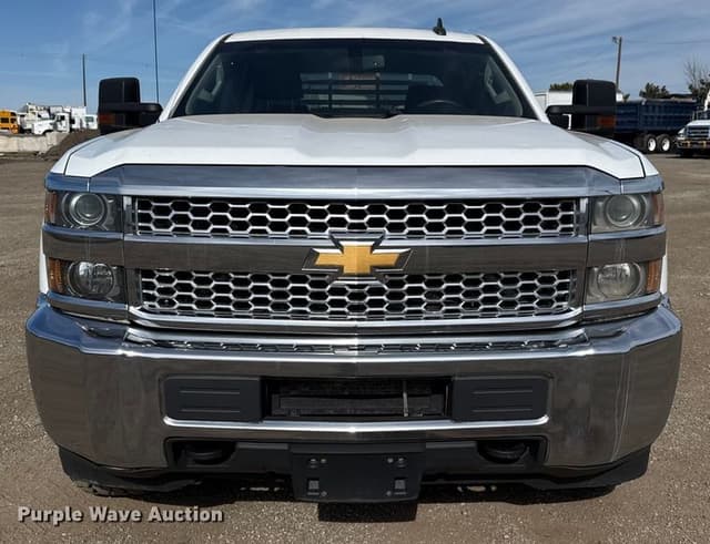 Image of Chevrolet 2500HD equipment image 1