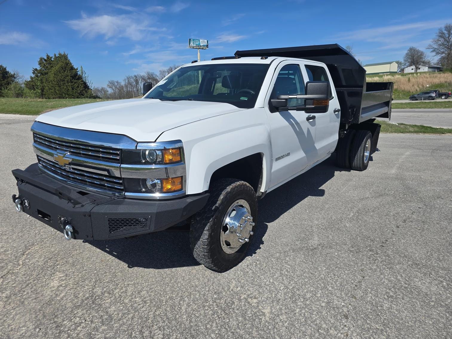 2019 Chevrolet 3500HD Equipment Image0