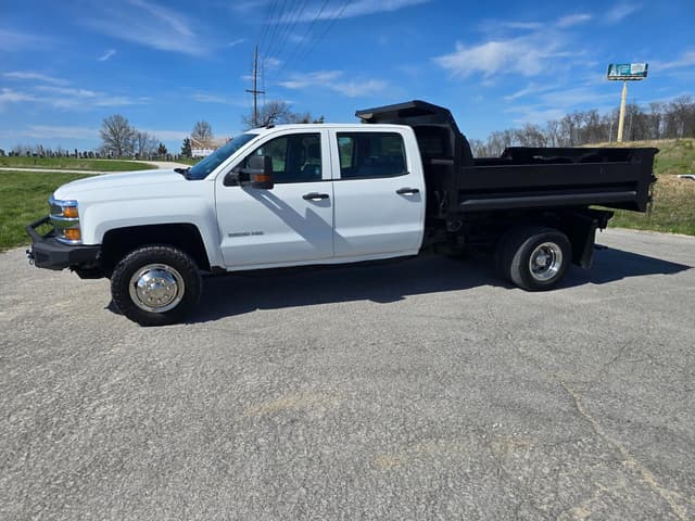 Image of Chevrolet 3500HD equipment image 4