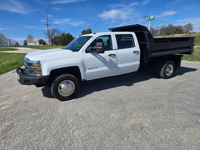 Image of Chevrolet 3500HD equipment image 3