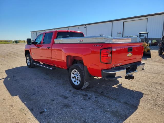 Image of Chevrolet 3500 equipment image 3