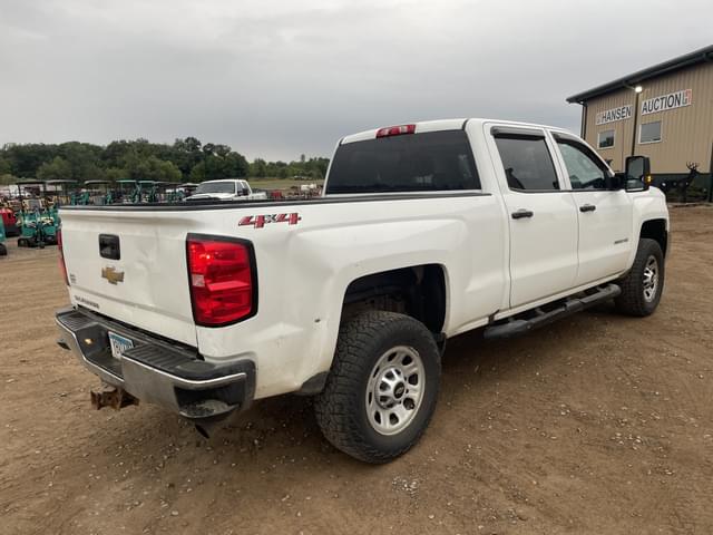 Image of Chevrolet 3500 equipment image 2