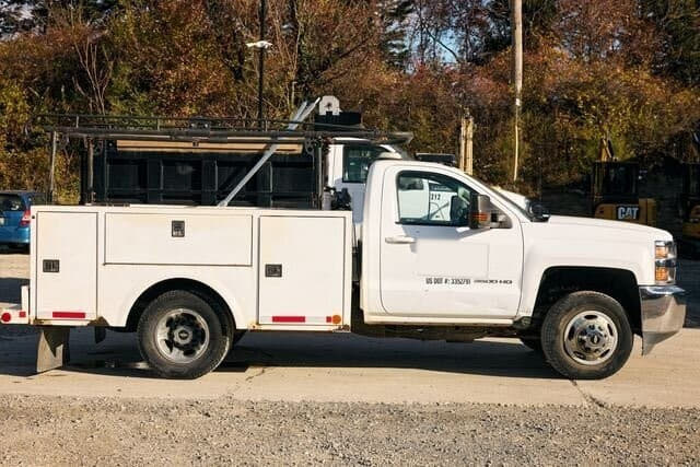 Image of Chevrolet 3500HD Primary image