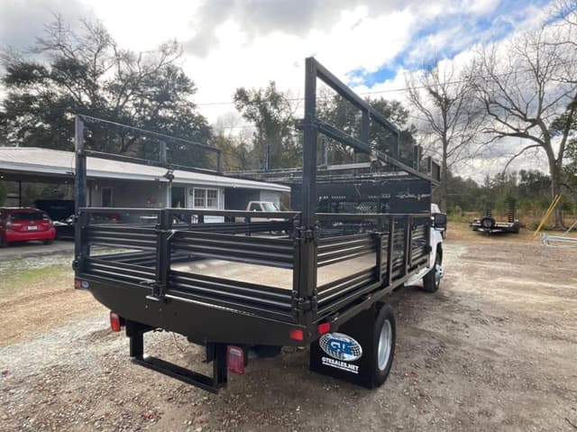 Image of Chevrolet 3500HD equipment image 4