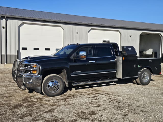 Image of Chevrolet 3500HD equipment image 1