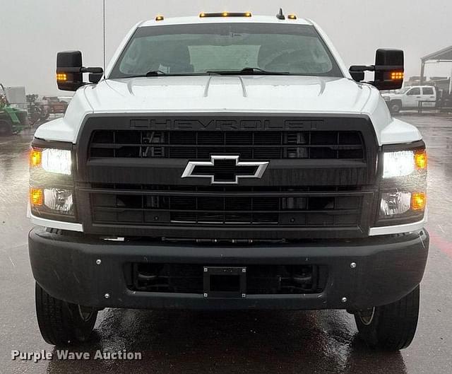 Image of Chevrolet 5500HD equipment image 1