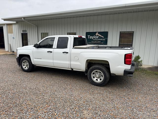 Image of Chevrolet Silverado equipment image 1