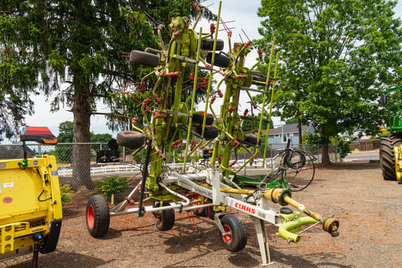 Image of CLAAS Volto 1100T equipment image 3