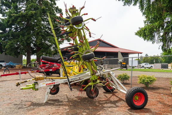 Image of CLAAS Volto 1100T equipment image 1