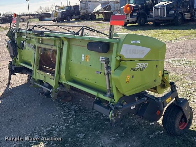 Image of CLAAS 380 equipment image 3