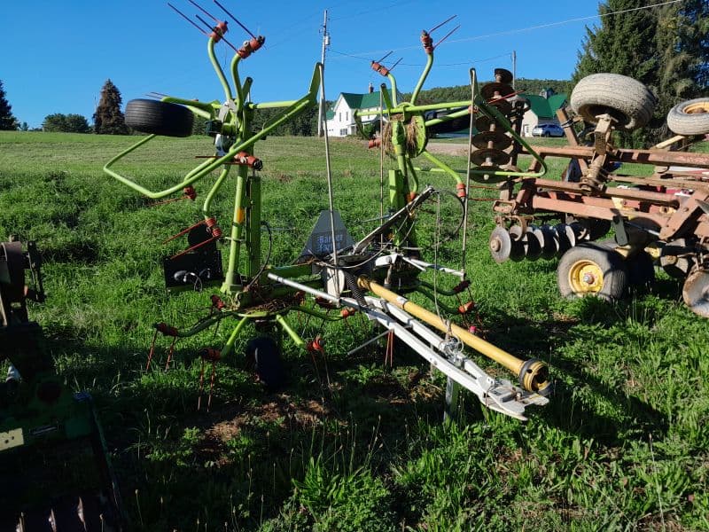 Image of CLAAS Volto 52T Image 1