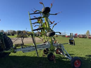 2019 CLAAS Volto 900T Image