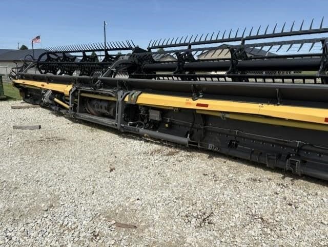 Image of CLAAS 1230 Convio equipment image 1