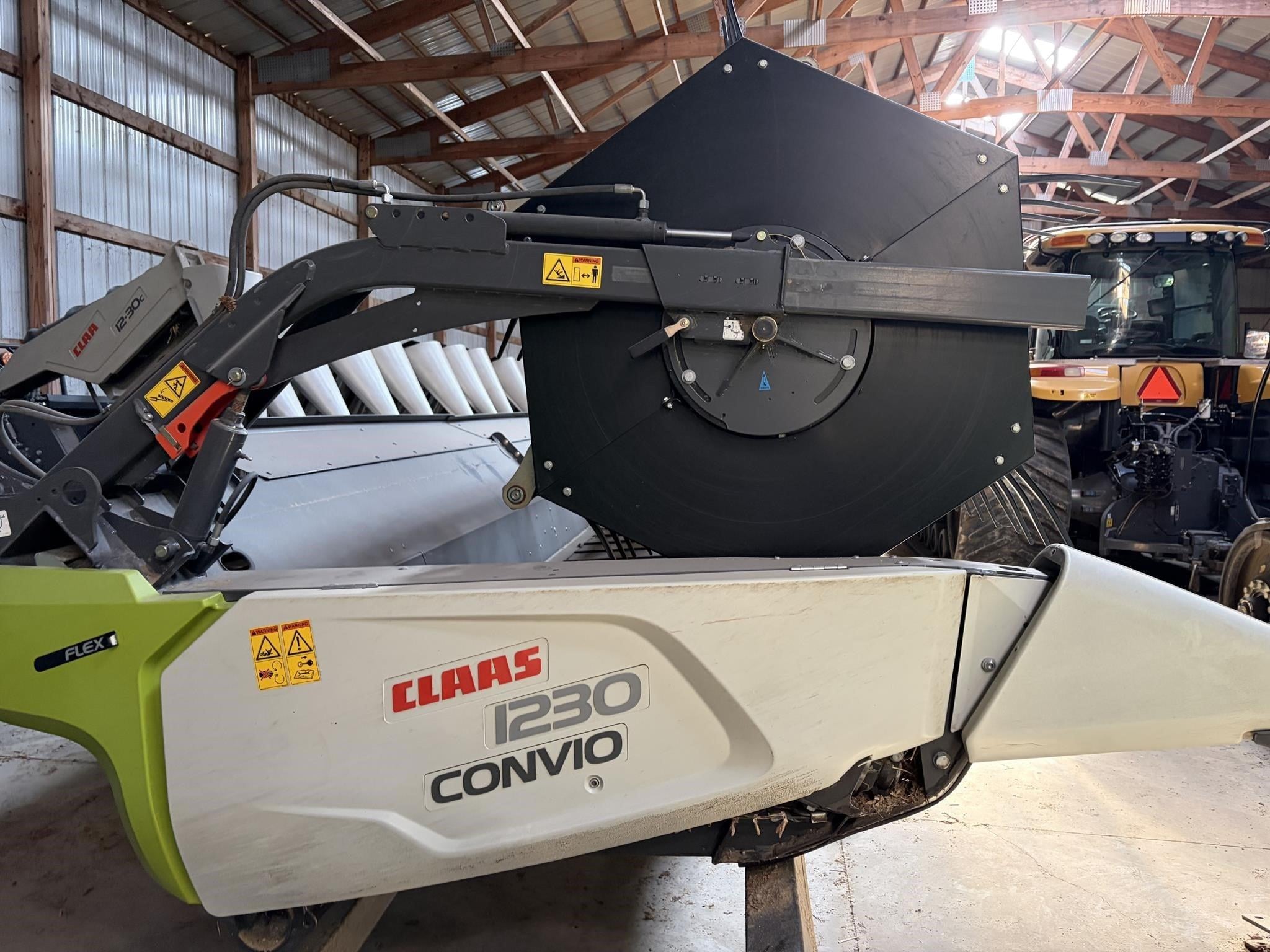 2019 CLAAS 1230 Convio Equipment Image0