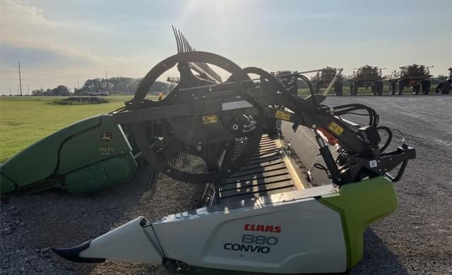 Image of CLAAS 1380 Convio equipment image 1
