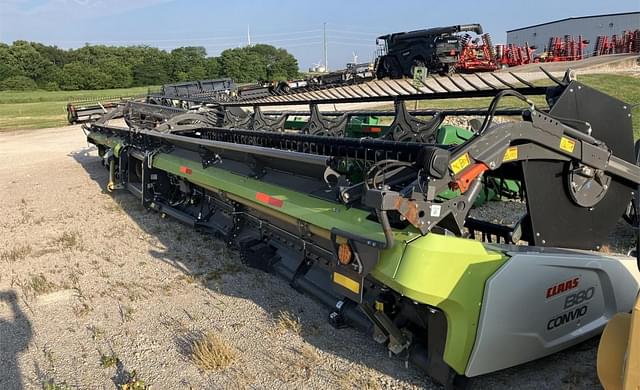 Image of CLAAS 1380 Convio equipment image 4