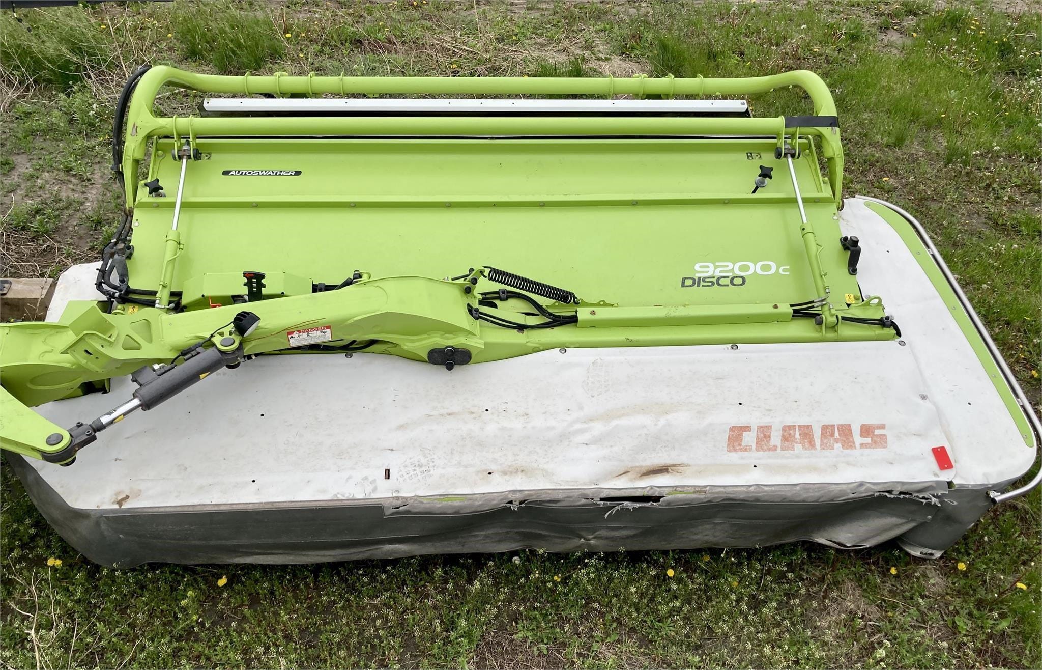 2019 CLAAS 9200C Disco Equipment Image0