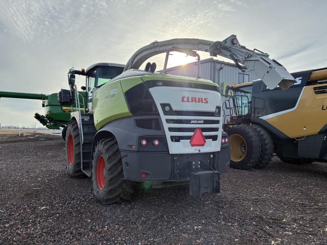 Image of CLAAS Jaguar 970 equipment image 2