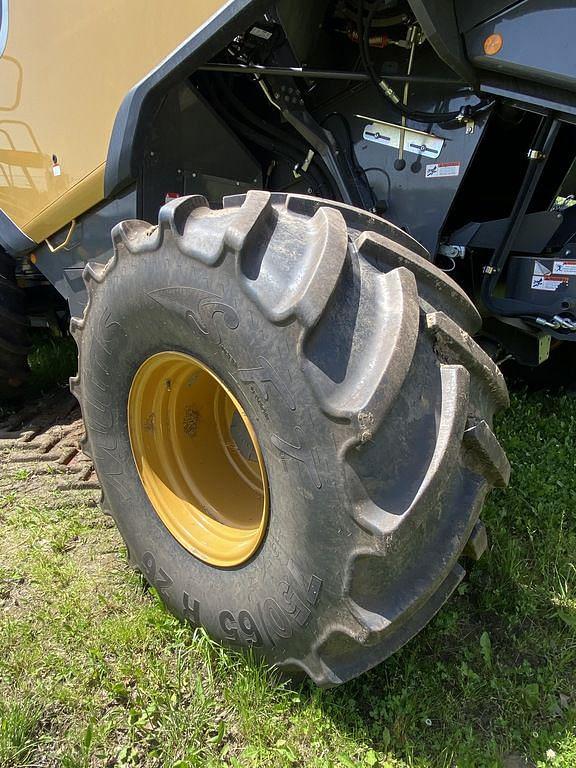 Main image CLAAS Lexion 730 5