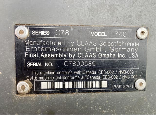 Image of CLAAS LEXION 740 equipment image 1