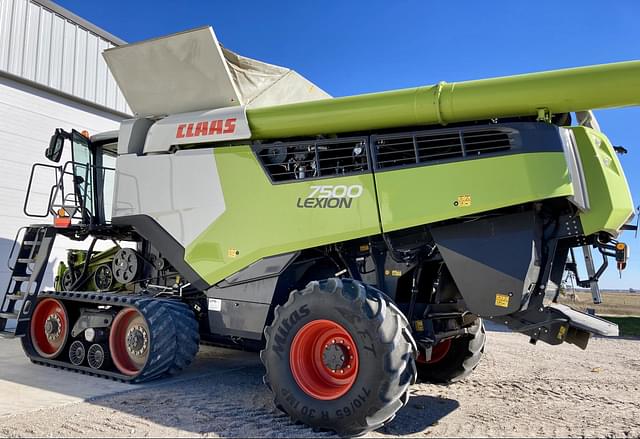 Image of CLAAS Lexion 7500TT equipment image 3